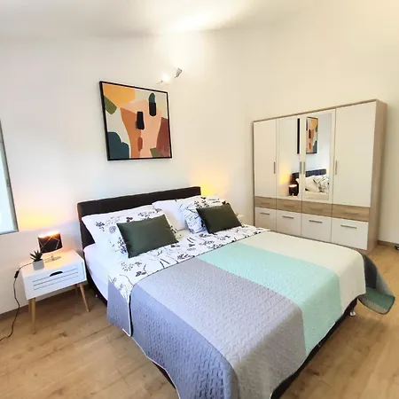 Pavao Apartamento Pula