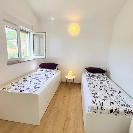 Apartment Pavao *